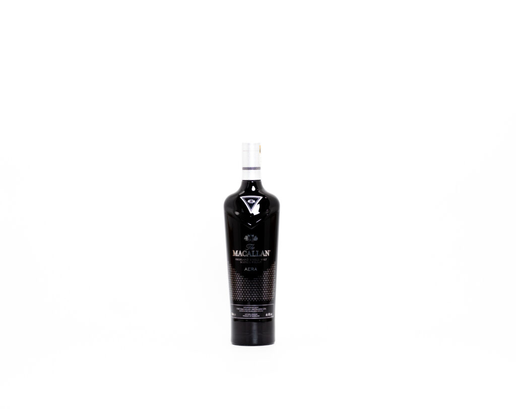 The Macallan AERA “Royal Black” (Taiwan Exclusive) – Speyside Single Malt Scotch Whisky, 70cl, 40% ABV (Limited Release)