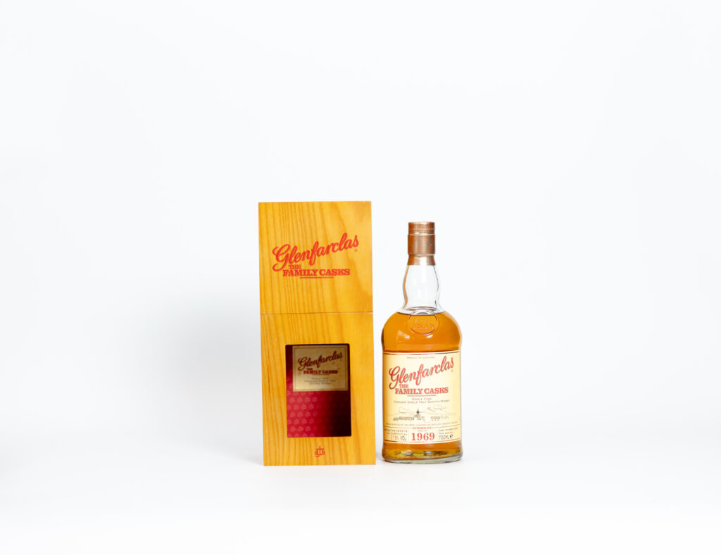 GLENFARCLAS Family Cask 1969 Summer 2014
