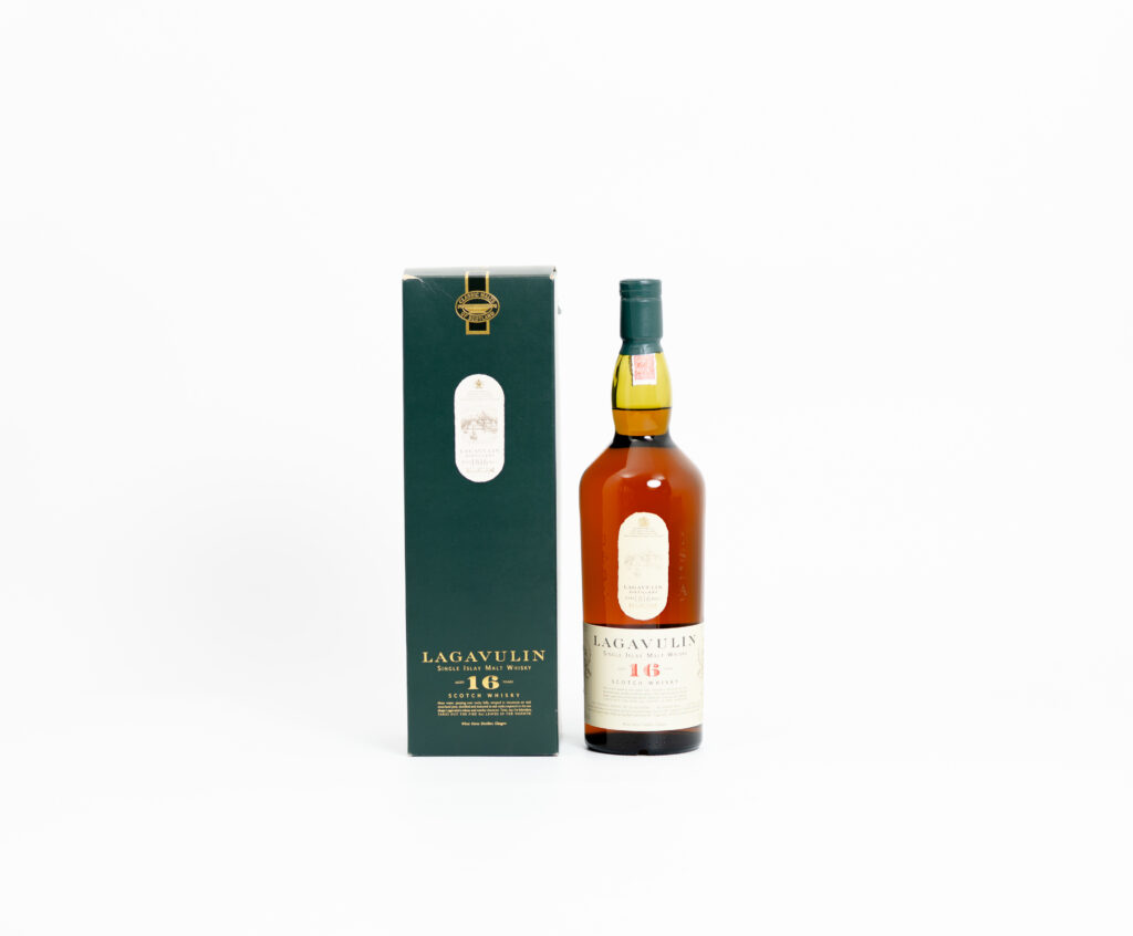 Lagavulin 16 Year Old “White Horse” – 1980s Bottling, 43% ABV, 100cl (Original Box)