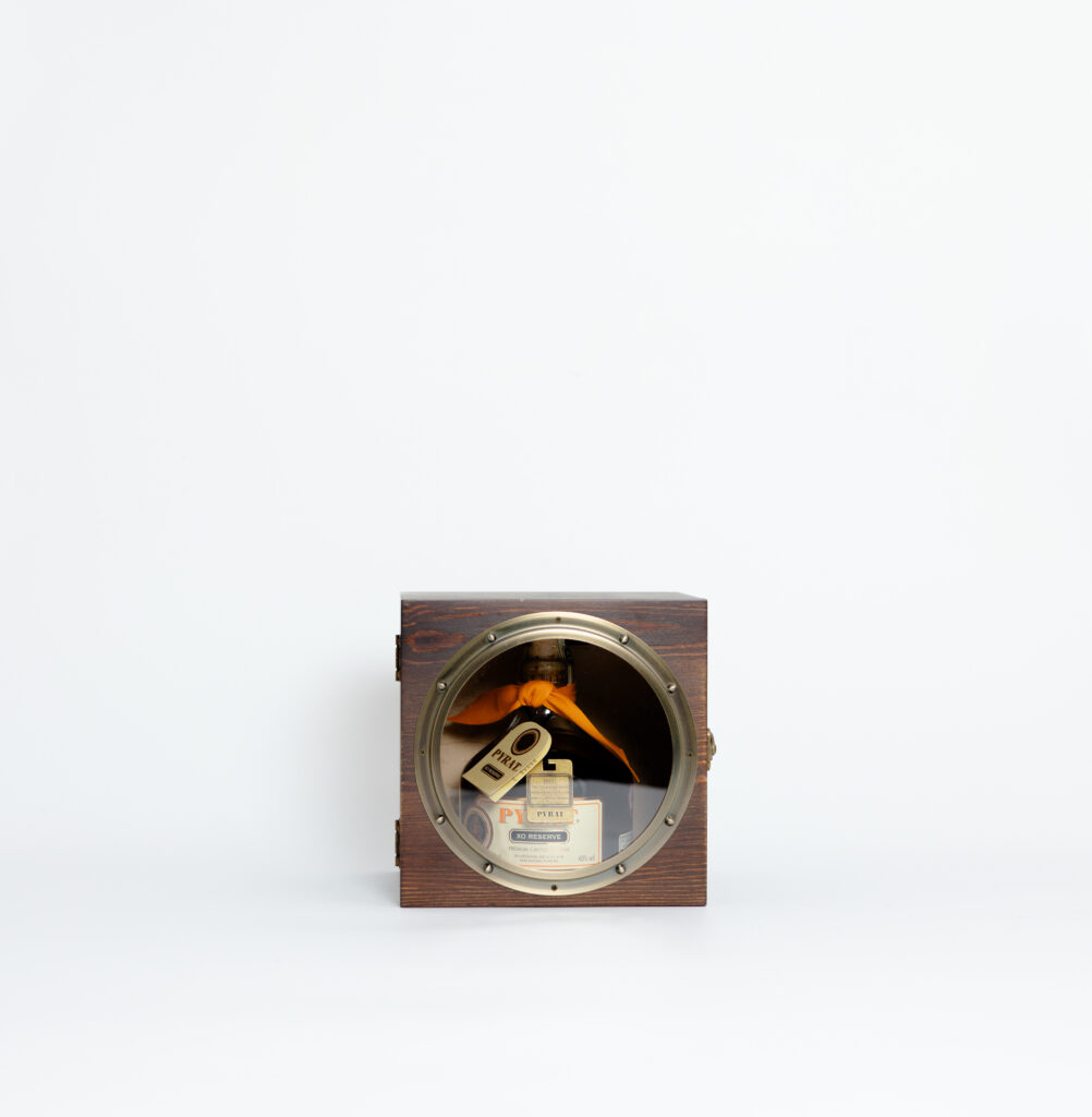 Pyrat rum (in wooden nautical box)