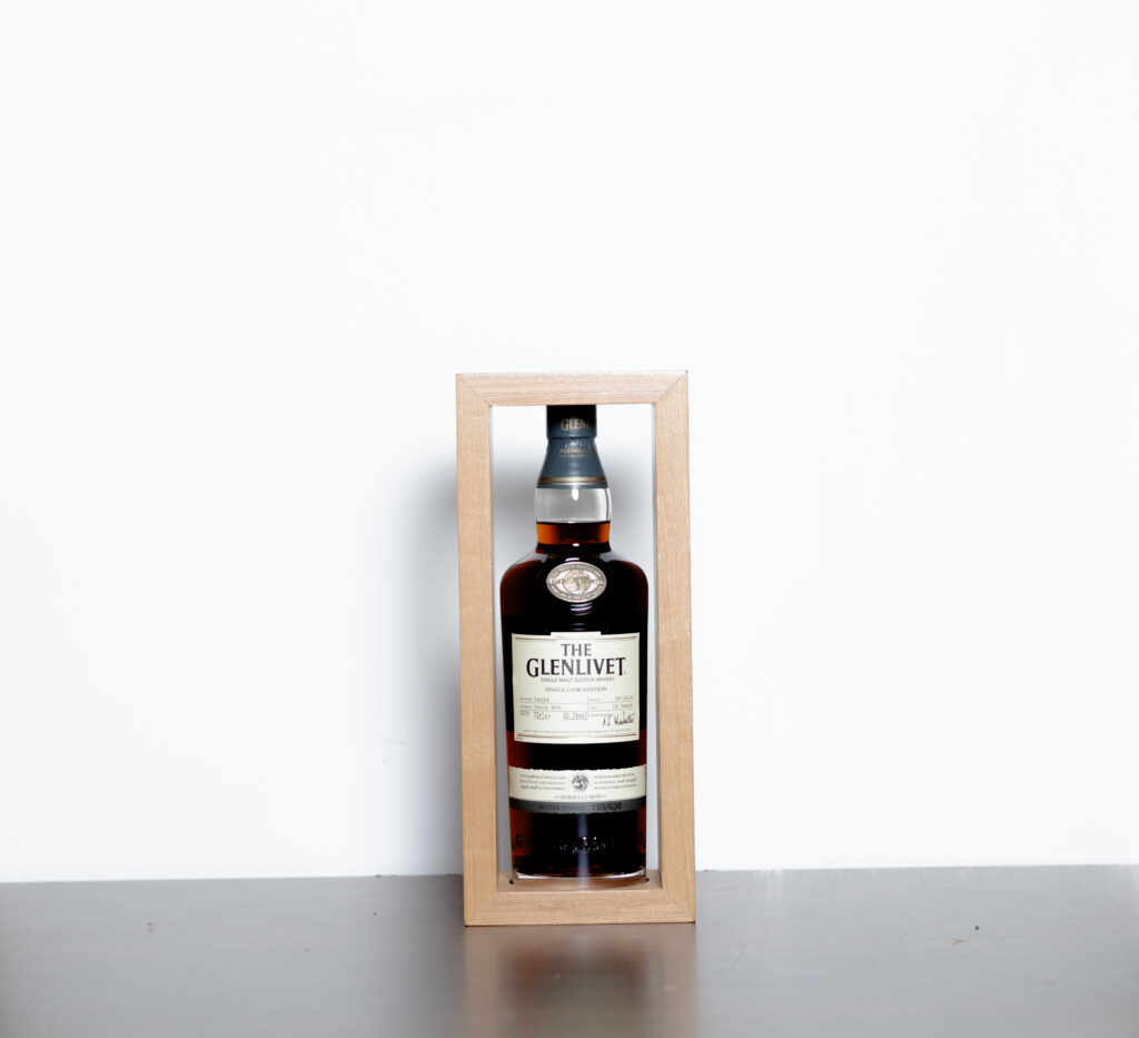 The Glenlivet 15 Year Old Single Cask #56071 (Edition) – Speyside Single Malt Scotch Whisky, 70cl, 60.2% ABV (Complete Set with Box)