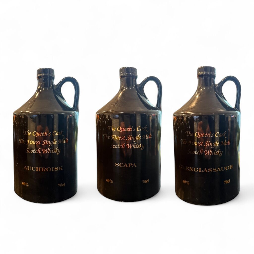 The Queens Cask – The finest Single Malt Scotch Whisky 3 x 70cl (Scapa, Glenglassaugh & Auchroisk)